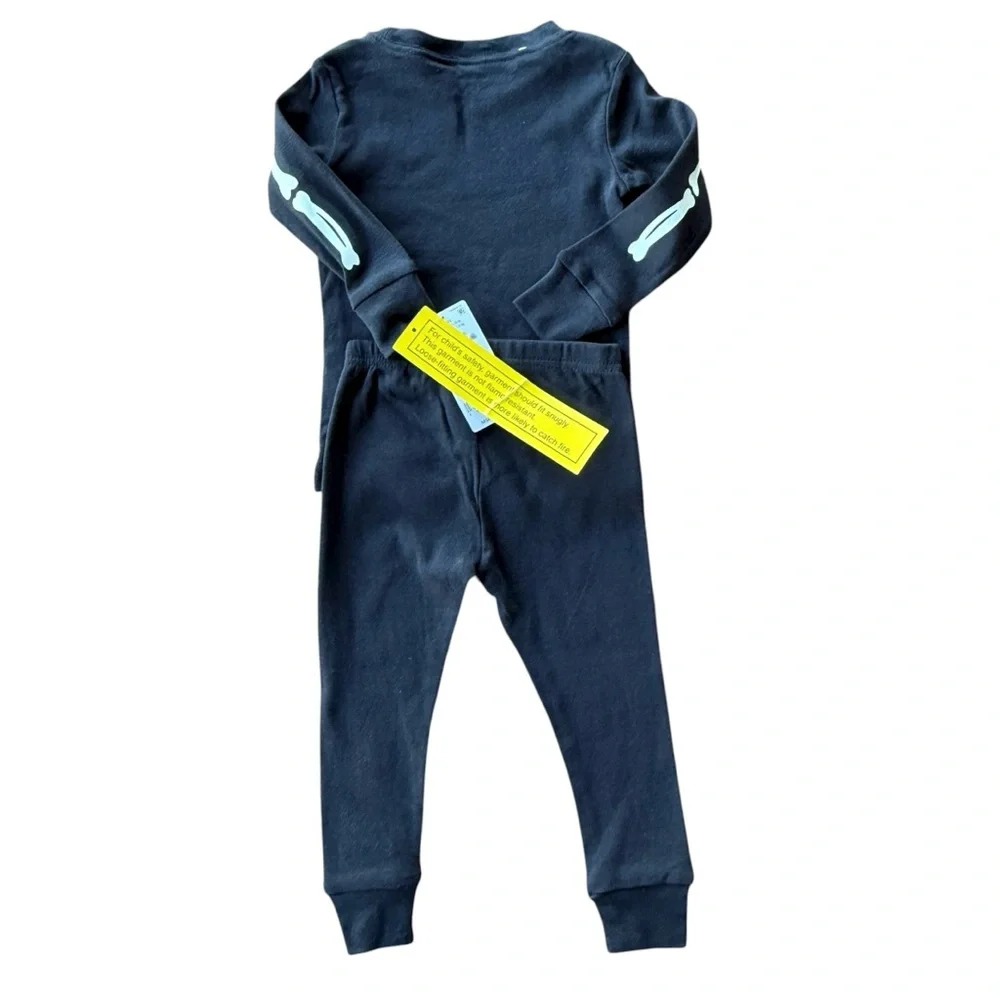 Carter's Glow-in-the-Dark Skeleton‎ Pajama Set NWT